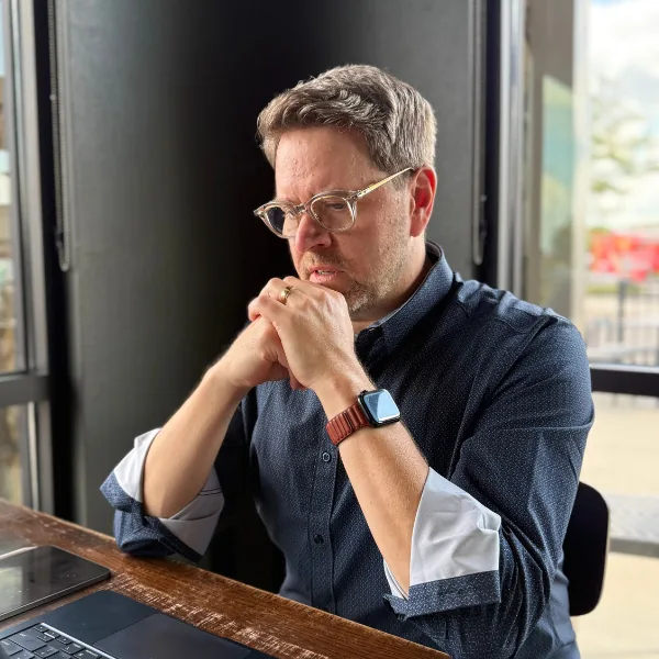 Patrick Schaber working at a computer